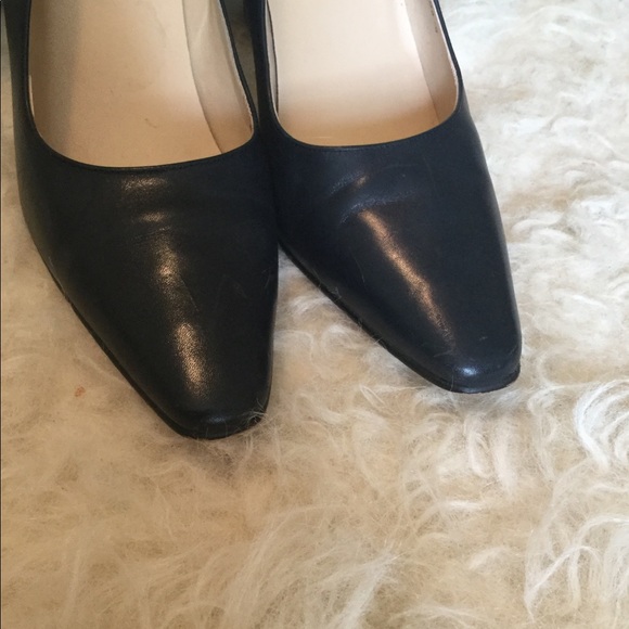 EUC Jacqueline Ferrar pumps - Picture 2 of 3